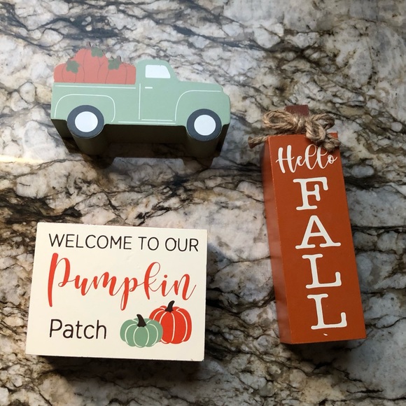 NWT WOODEN FALL DECOR SET - Picture 2 of 4